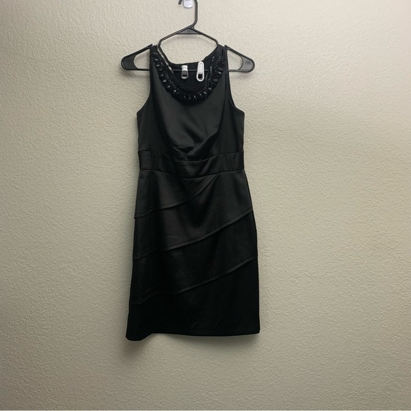 Connected Apparel Women’s Black Embellished‎ Neckline Ruffled Dress Size 8 - Picture 1 of 4